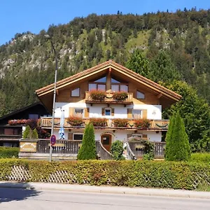 Gästehaus Münchner Kindl Gasthof